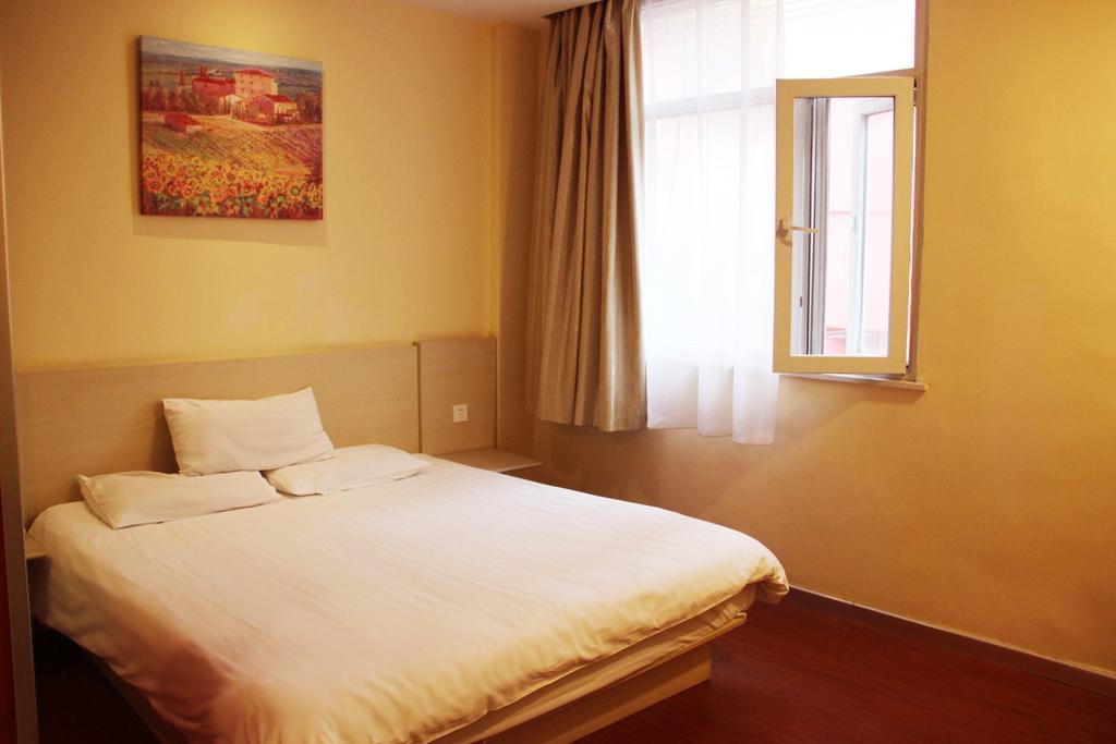 Gold Mine Express Hotel Nanning Room photo