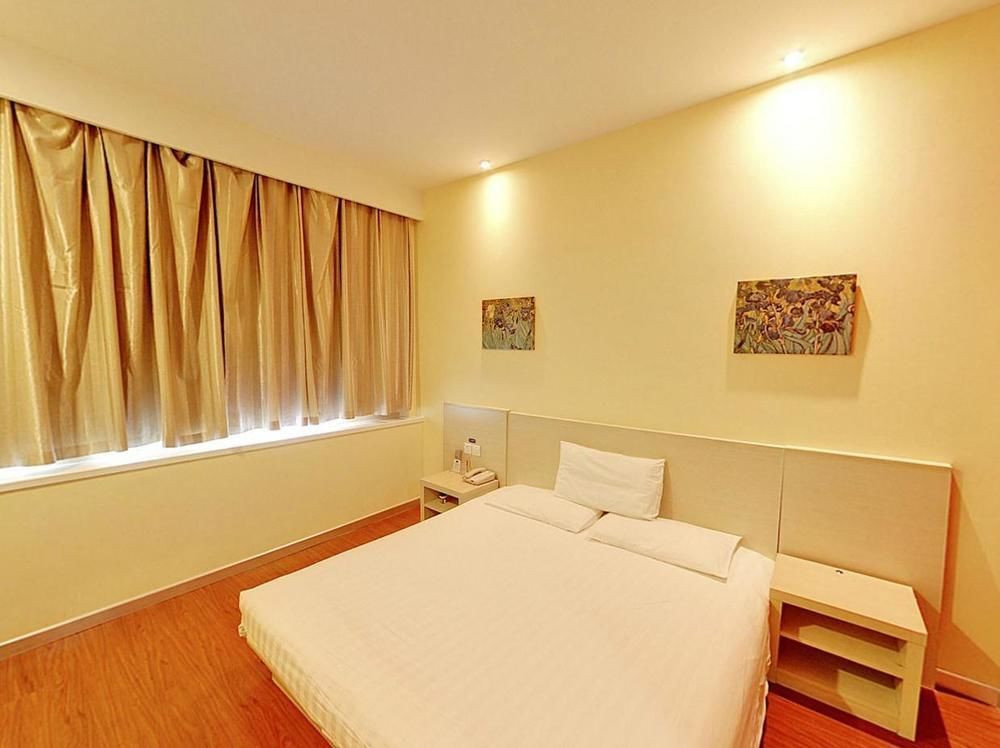Gold Mine Express Hotel Nanning Exterior photo