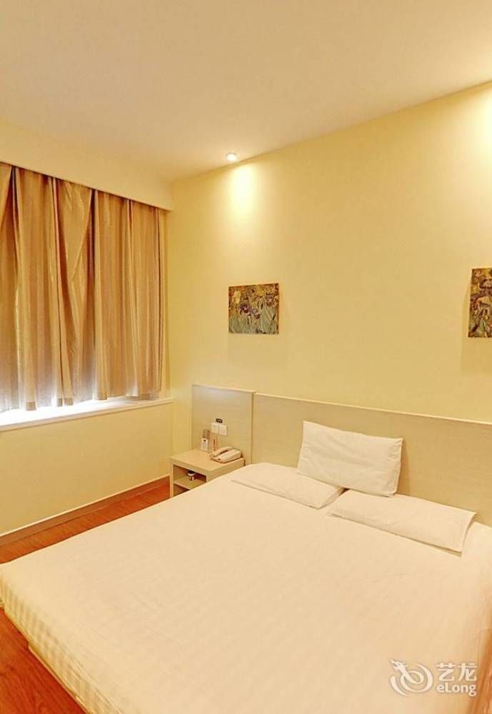 Gold Mine Express Hotel Nanning Exterior photo